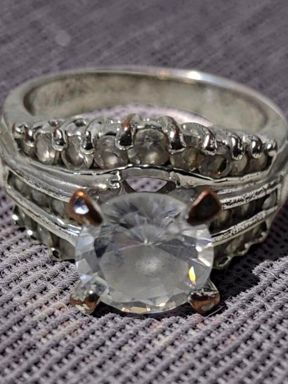Vintage 1960's Silvertone Center Round Brilliant Cut Chrystal Promise Ring - Picture 5 of 16